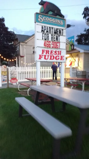 Scoggins General Store