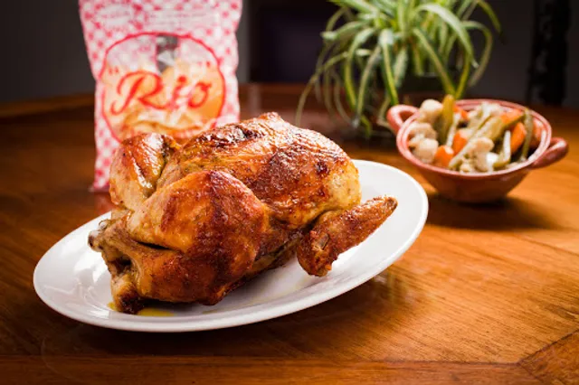 Pollos Río