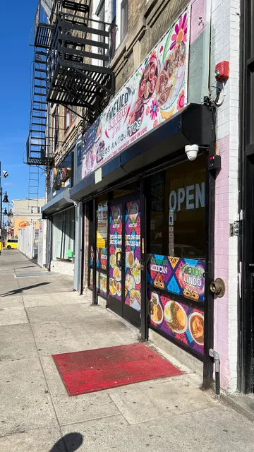 Mexico Lindo restaurant market st