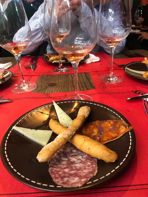 Restaurante VINUM vinos y tapas Albacete