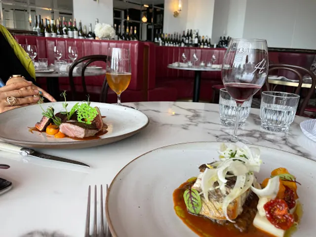 Hemingway's Wine Room