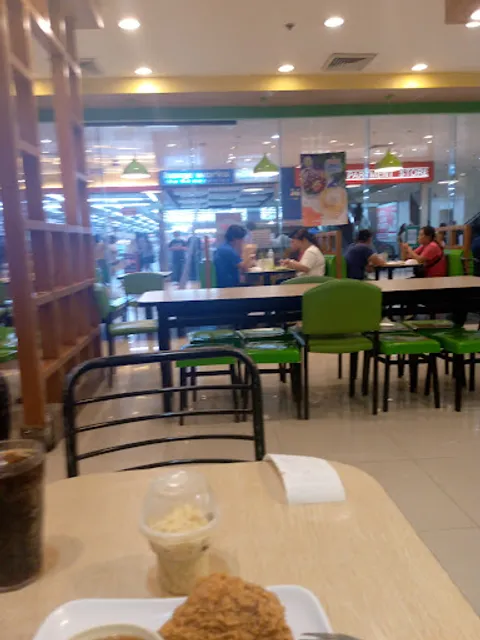 Tropical Hut Hamburger - Ever Gotesco