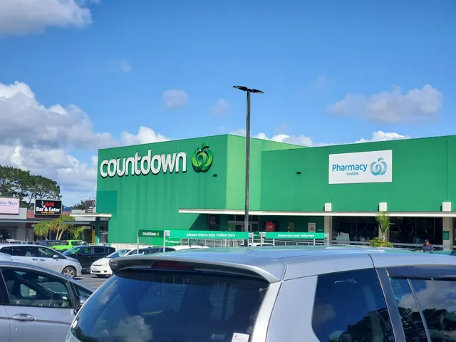 Lynfield Shopping Centre