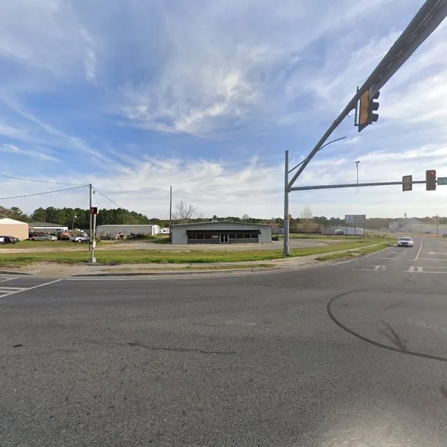 82 Liquidation Outlet