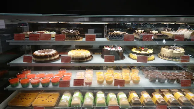 Holland Bakery Citraland