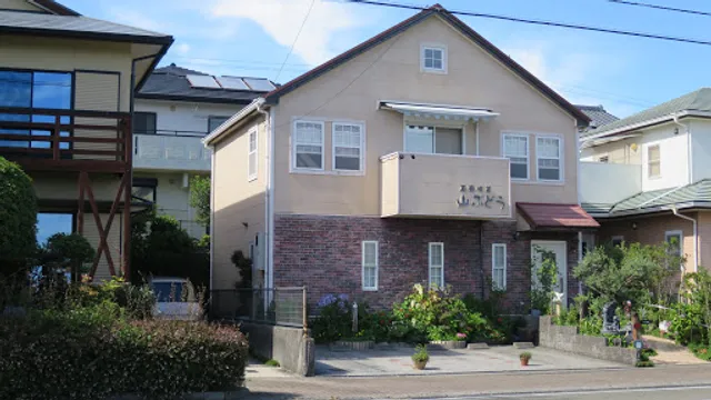 画廊喫茶山ぶどう