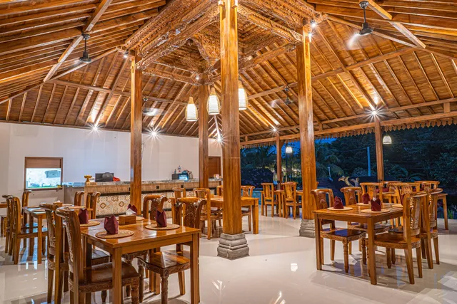 Dauh Nyuh | Coffee, Food, Room