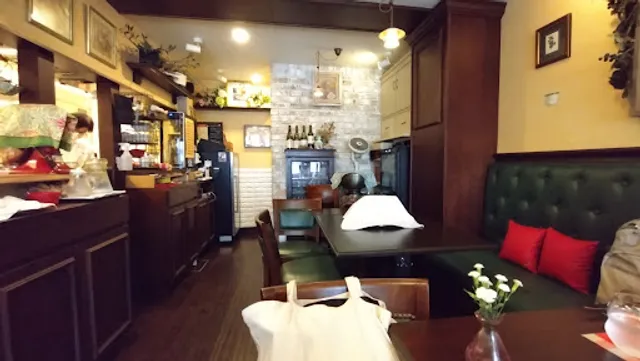 ビストロ・デ・トロワ