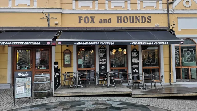 Fox and Hounds