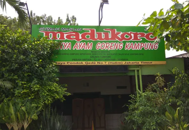 Ayam Goreng Kampung Madukoro Pondok Gede Jakarta