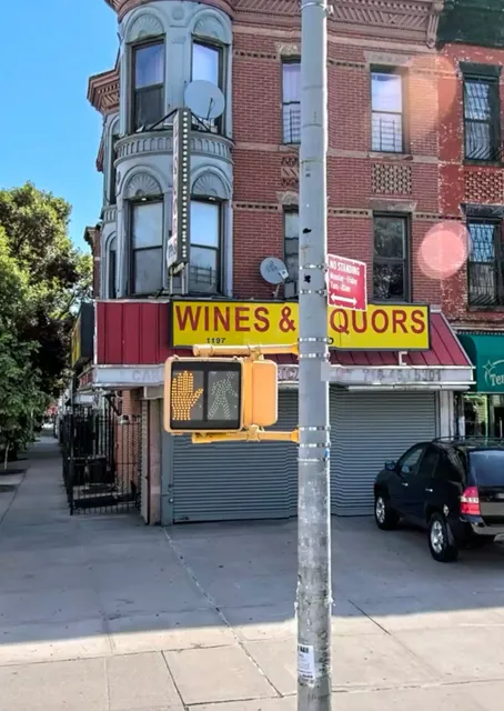 Troy Liquor (Wines & Liquors)