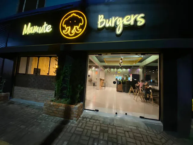 Mamute Burgers | Centro