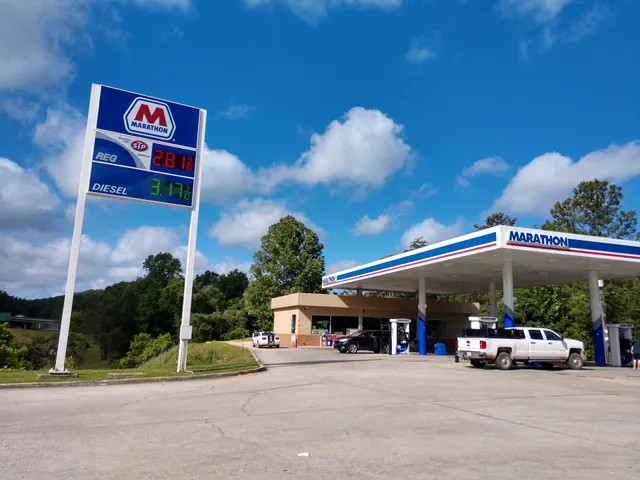 Me Mee's On the Corner. Marathon Smoke rise, AL