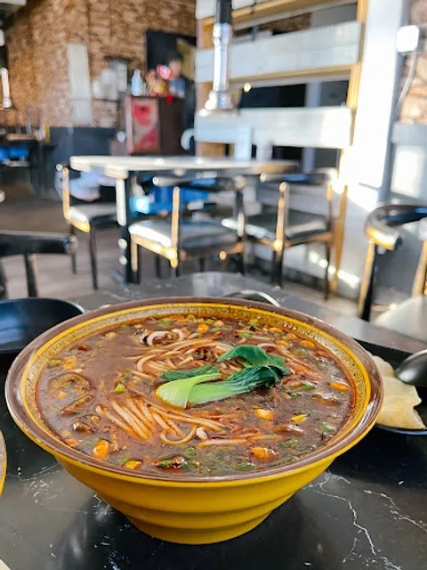 Qin Restaurant (主食厨房）