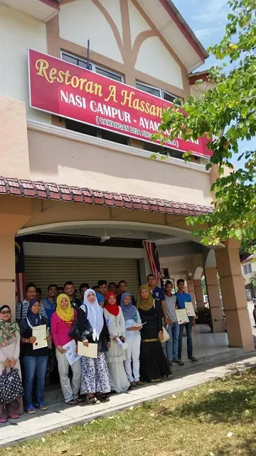 Restoran AYAM KAMPUNG Putrajaya ( HASSAN )