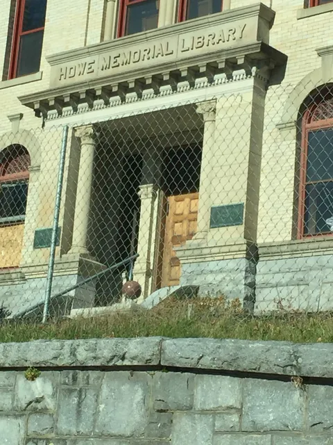 Howe Memorial Library