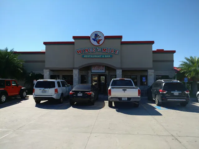 Wings 'N More Restaurant & Bar