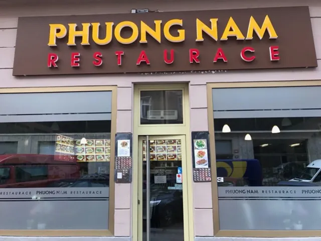 Phuong Nam Restaurace