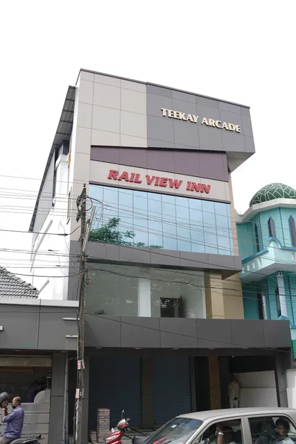 Rail View Inn ( റെയിൽ വ്യൂ ഇൻ )