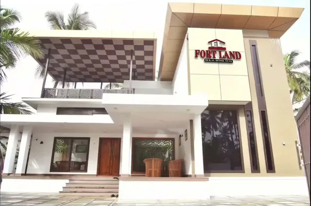 Fort land bekal home stay