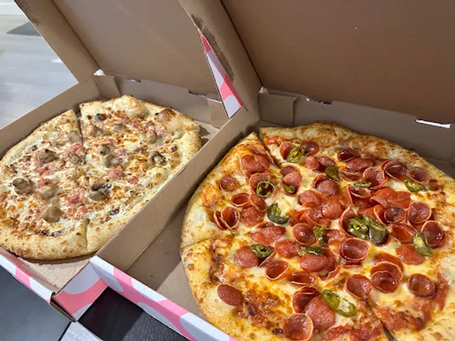 Blondies Pizza Ossington