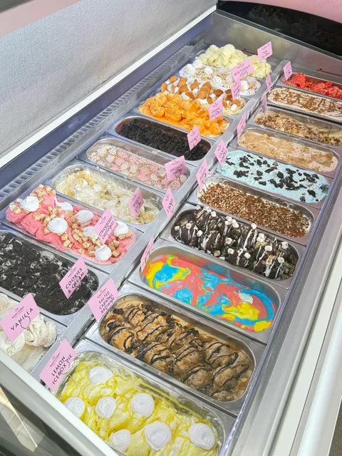 Kassi’s Cookies (Conway Commons)