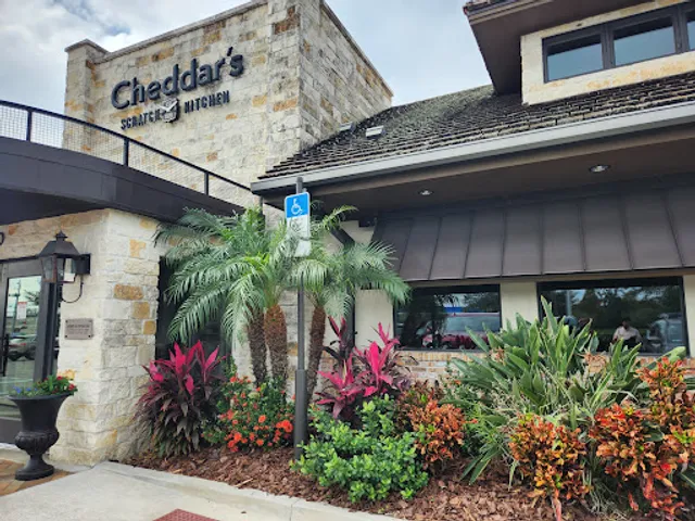 Cheddar's Scratch Kitchen