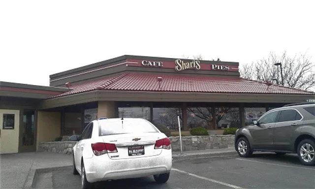 Shari's Cafe and Pies