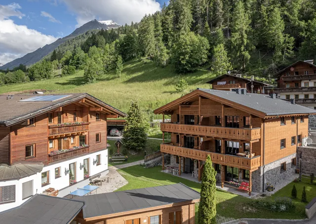 Der ORTNERHOF - Hotel, Apartmenthaus, Reiterhof