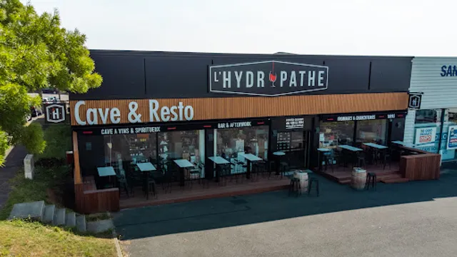 L'hydropathe Cave & Resto