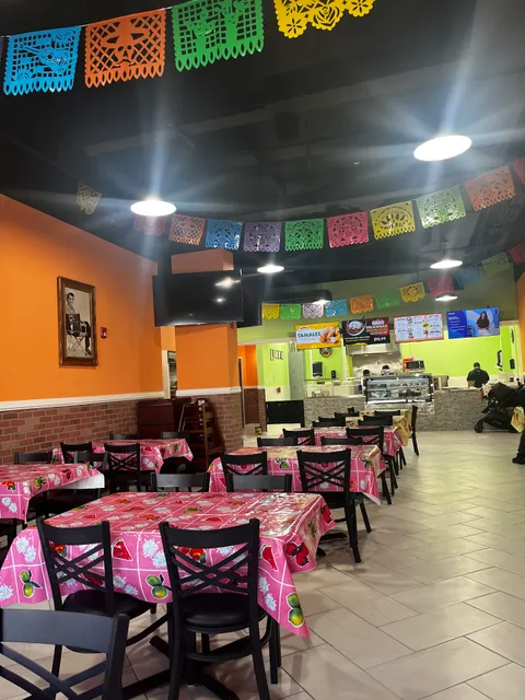 Casa Dorado Deli Taqueria