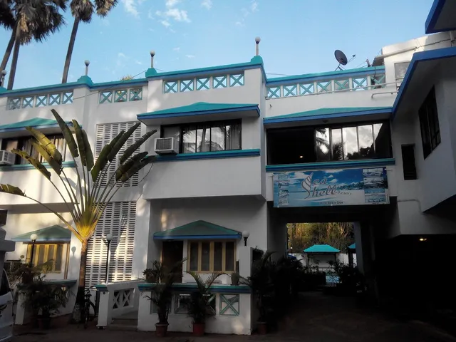 SEA SHELL BEACH RESORT