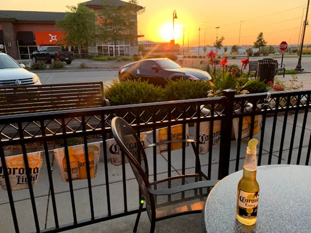 Tanner's Bar & Grill