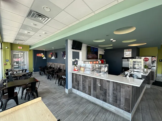 Dough Nguyener’s Café