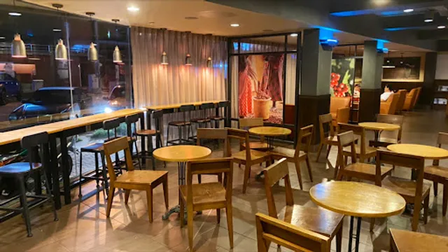 Starbucks - Melaka Raya