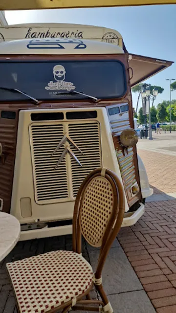 Christian VAN Burger