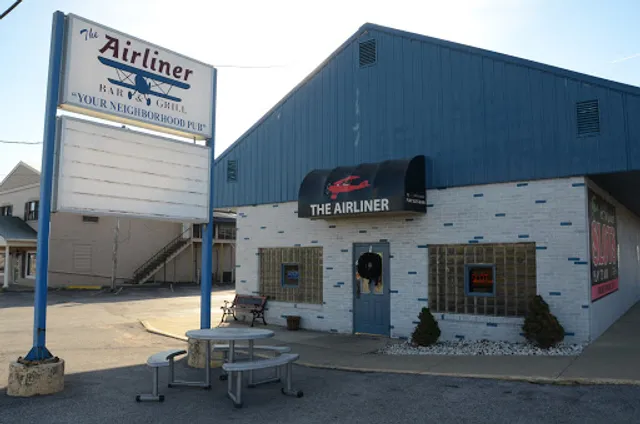 Airliner Bar & Grill