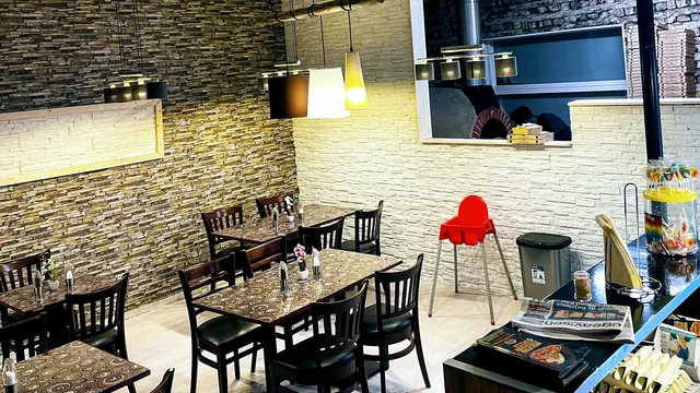 Holsted stenovns pizza