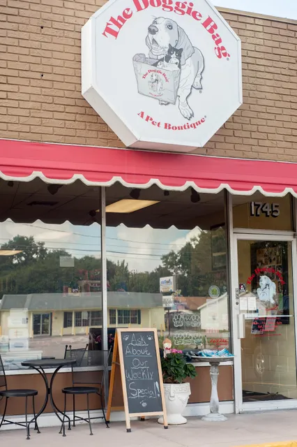 Benson’s Doggie Bag