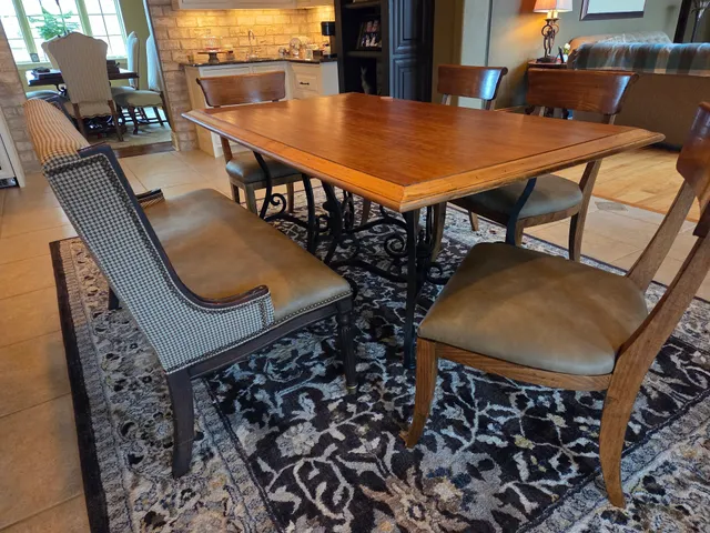 Van Dyne Upholstery & Supplies