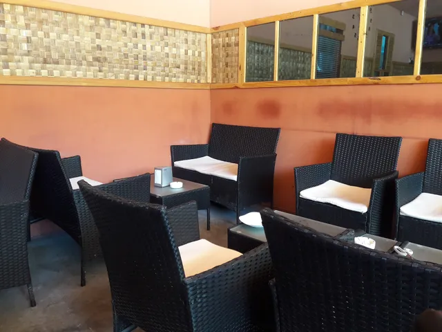 Amore - The Island Cafe