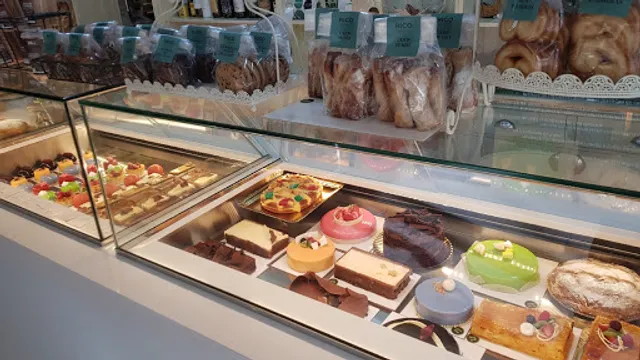 Pastelería Rico.