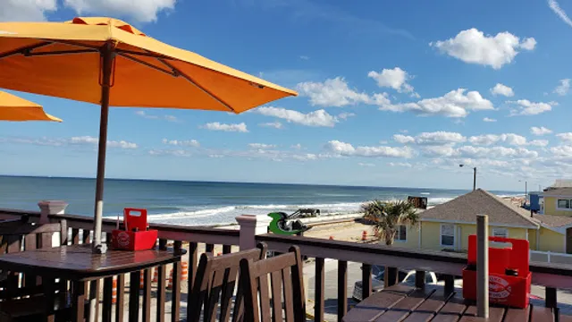 Oceanside Beach Bar & Grill