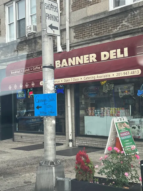 Banner Deli & Liquors