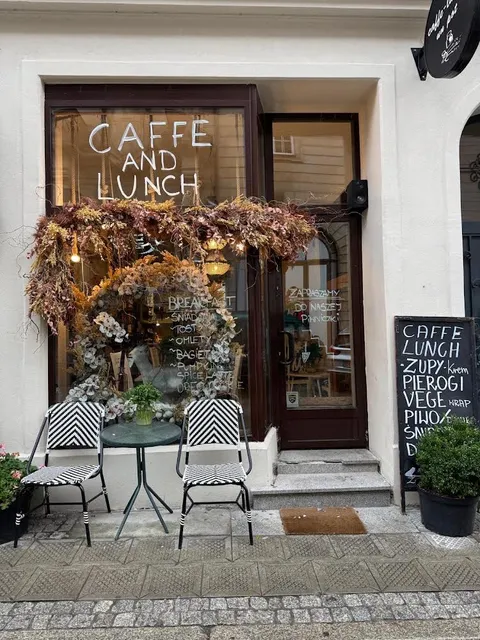 "Un Pot" Cafe & Lunch