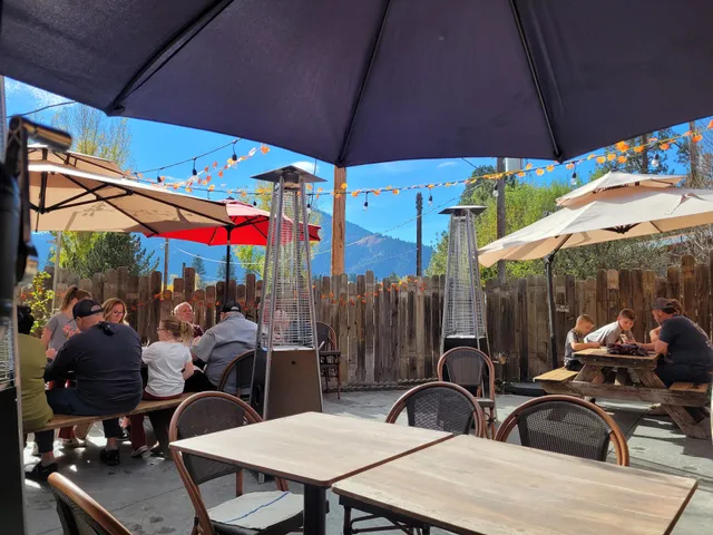 Tante Emma - German Restaurant, Biergarten & Shop