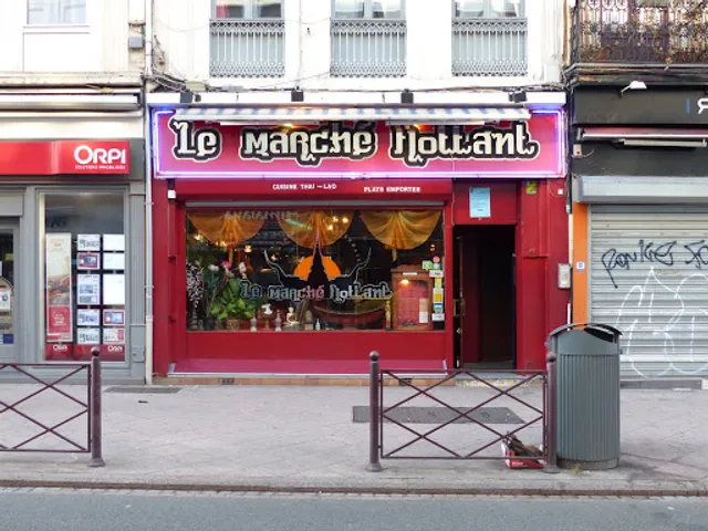 Le Marché Flottant