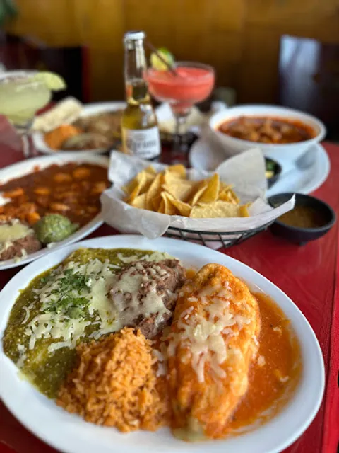 Casa Flores Restaurant