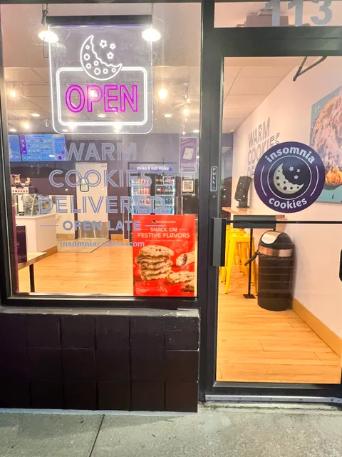 Insomnia Cookies