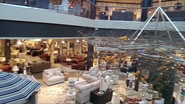 Cardi's Furniture & Mattresses